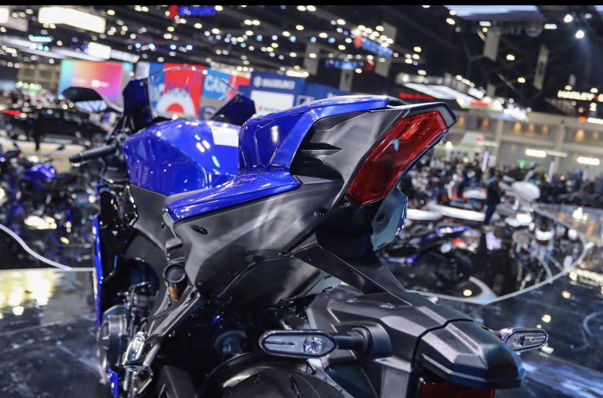 Yamaha YZF-R9 สุดยอดซูเปอร์สปอร์ตตระกูล R-Series