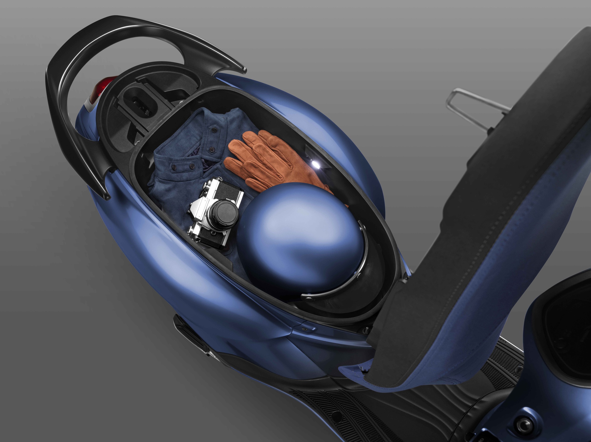ยามาฮ่าเติมเฉดใหม่แห่งความคลาสให้ YAMAHA GRAND FILANO HYBRID